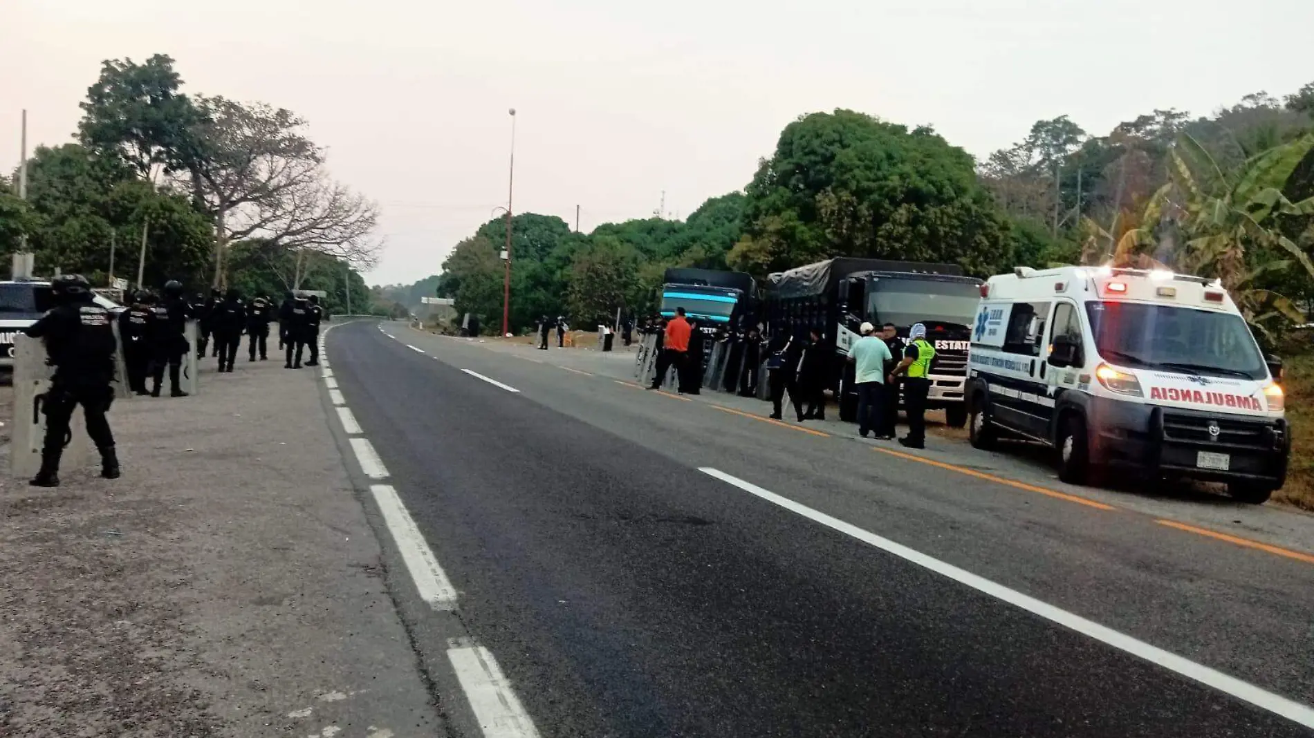 policias en carretera